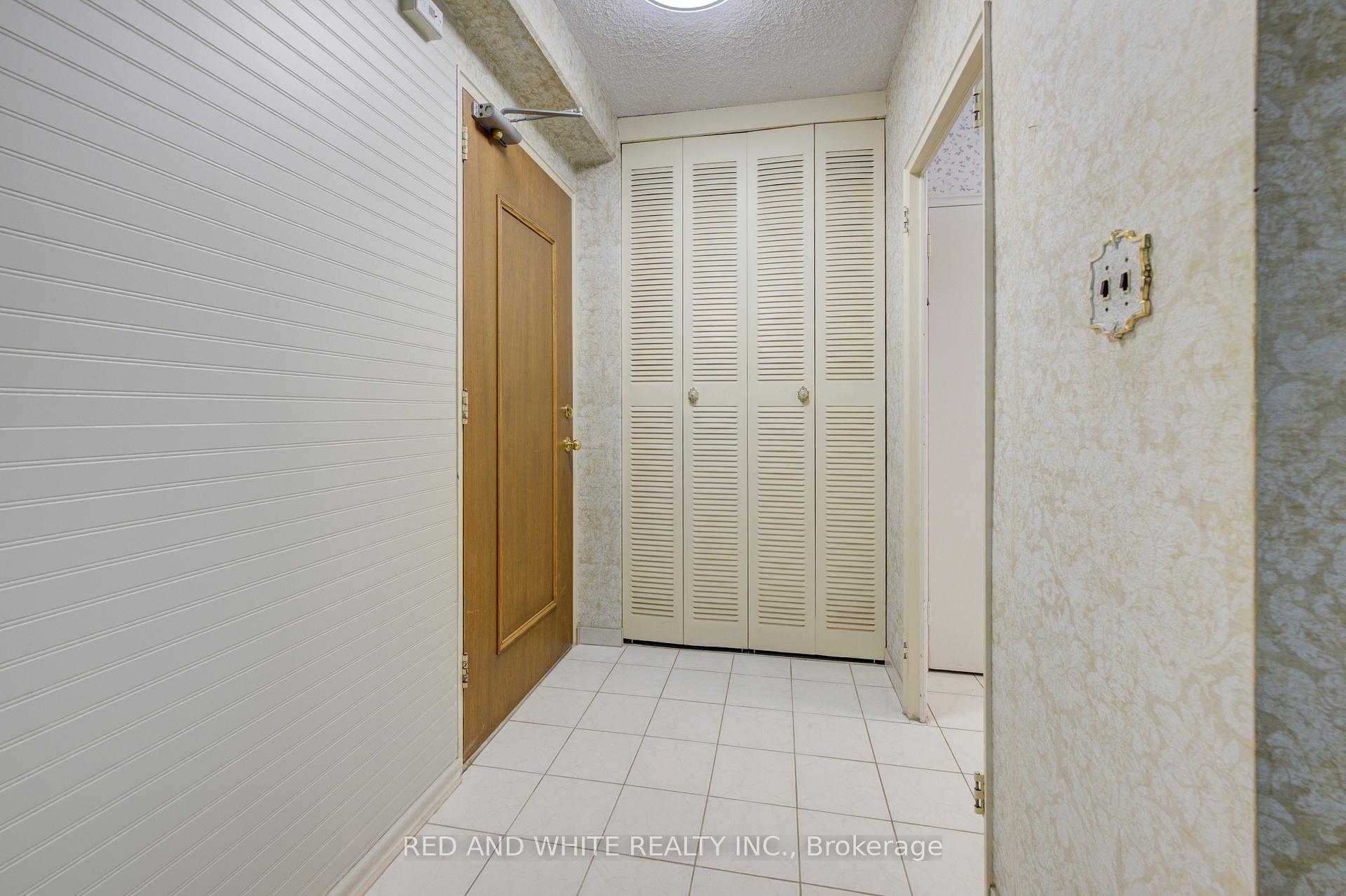 Photo 11 of Unit 407, 45 Westmount Road N, Waterloo — HOMEH