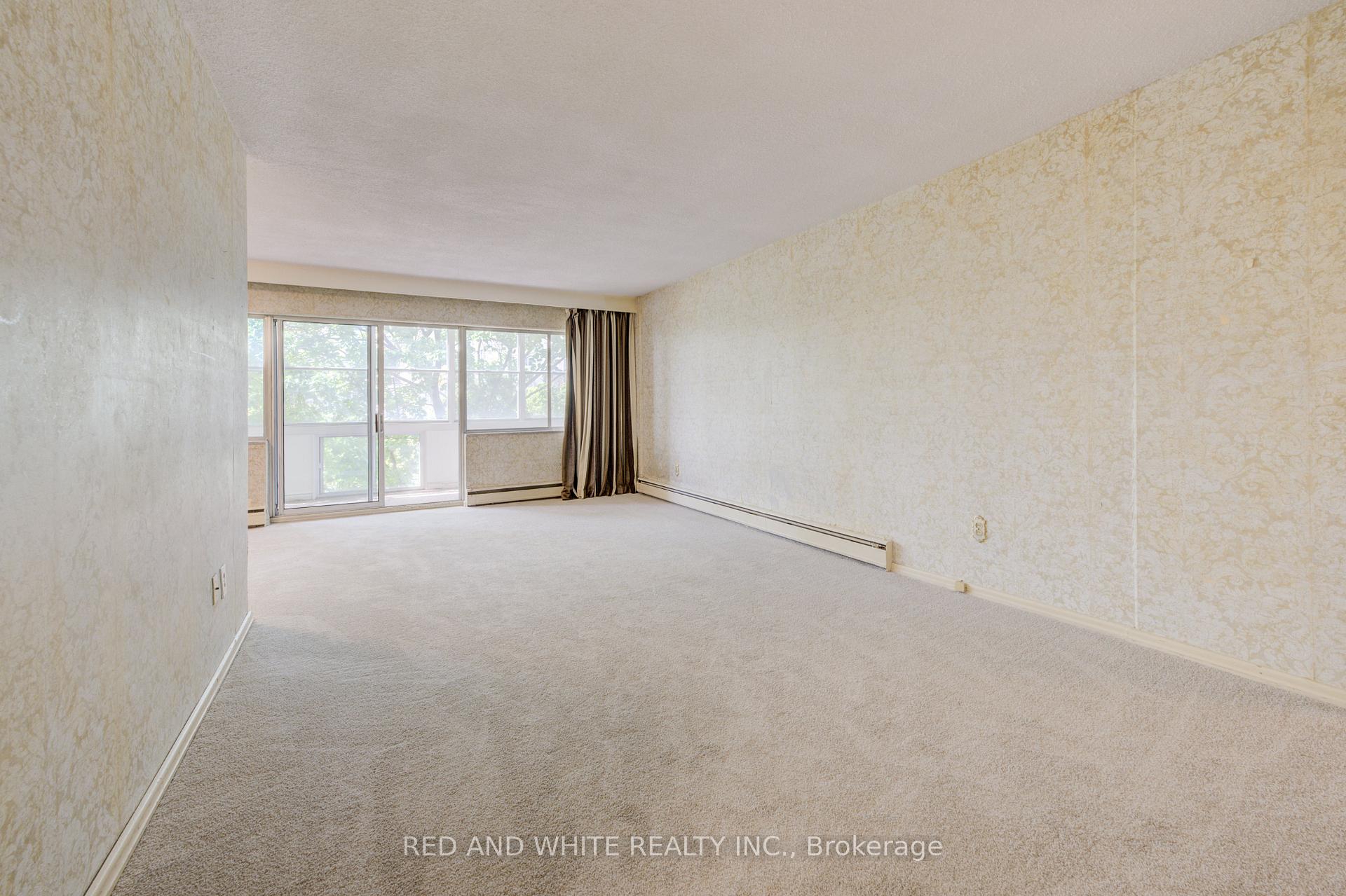 Photo 12 of Unit 407, 45 Westmount Road N, Waterloo — HOMEH