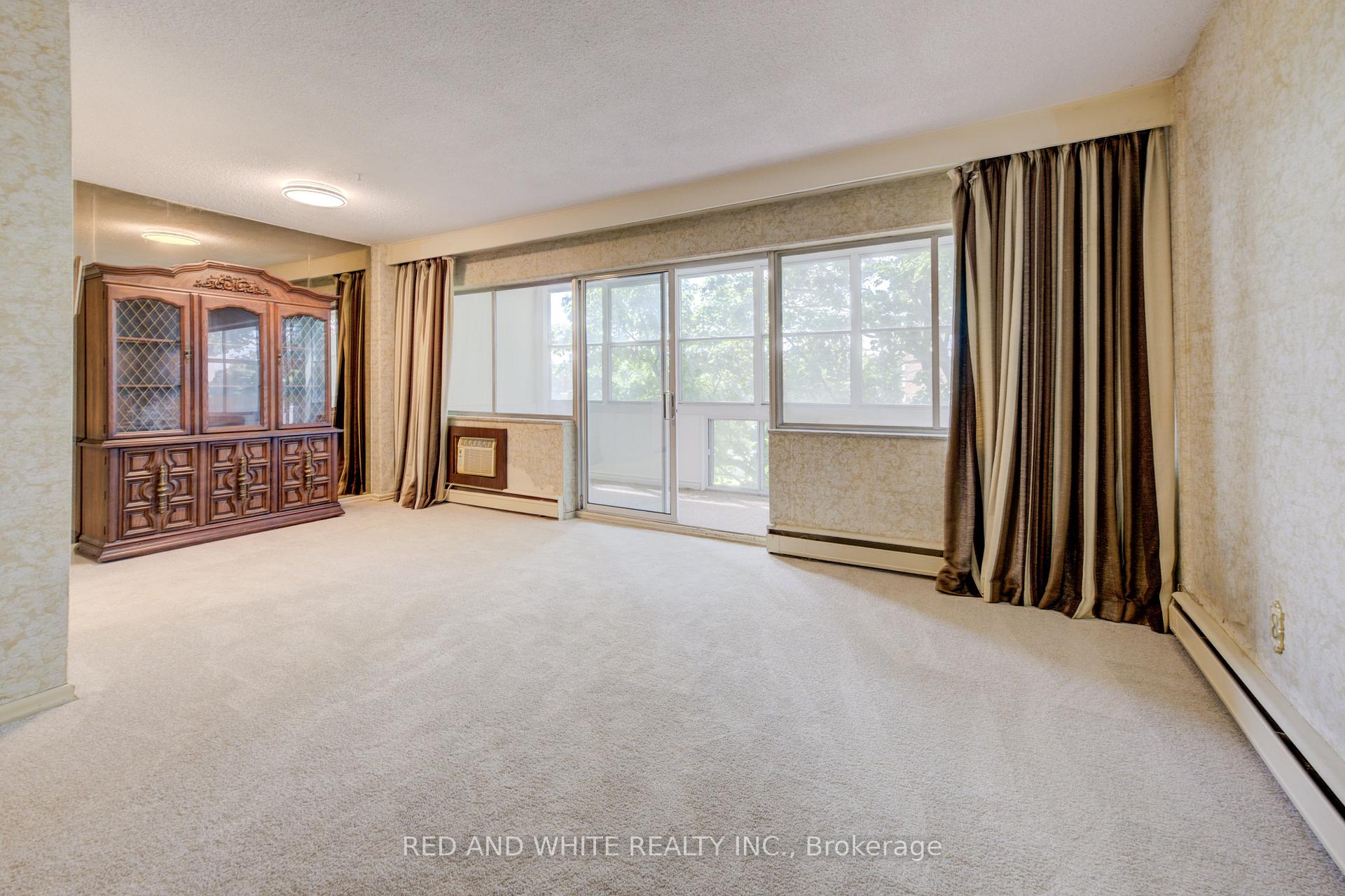 Photo 13 of Unit 407, 45 Westmount Road N, Waterloo — HOMEH