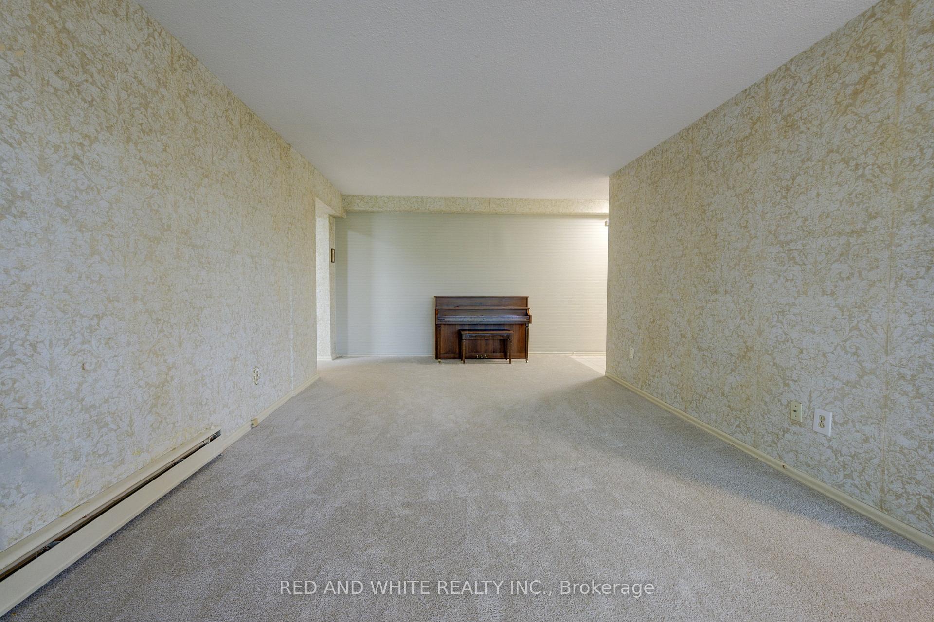 Photo 14 of Unit 407, 45 Westmount Road N, Waterloo — HOMEH