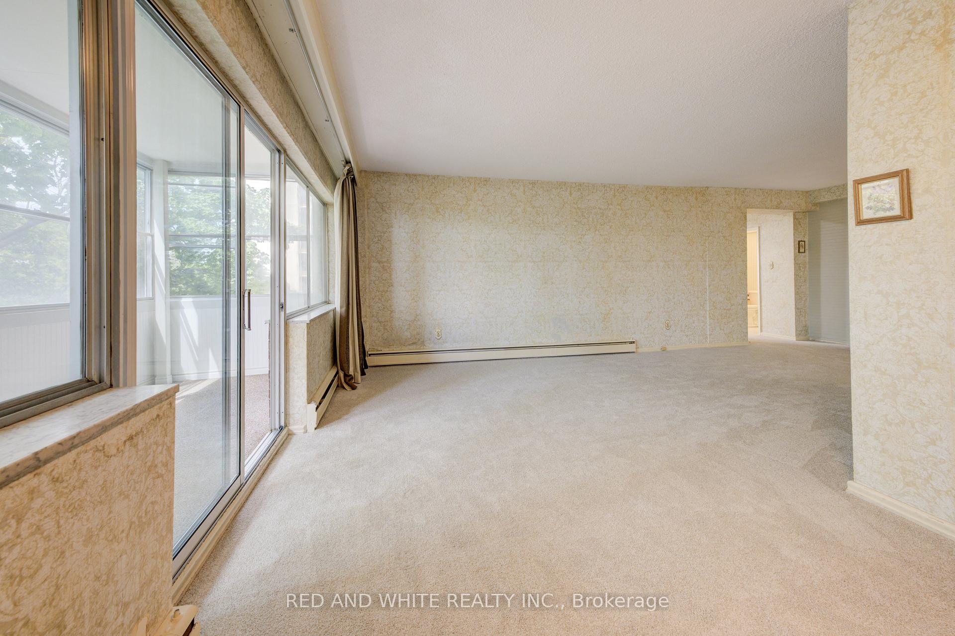 Photo 16 of Unit 407, 45 Westmount Road N, Waterloo — HOMEH