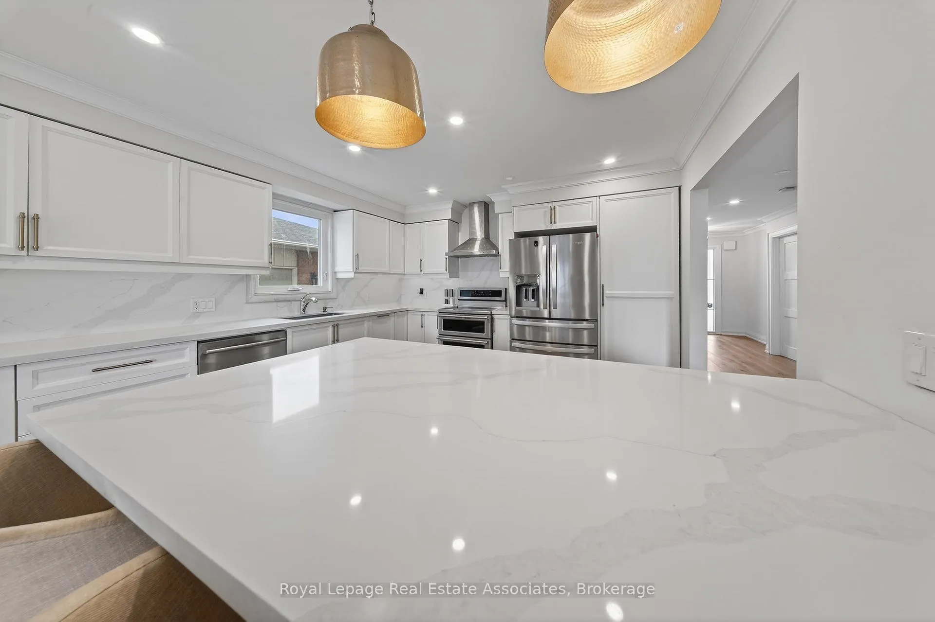 Photo 19 of 67 Beechnut Crescent, Clarington, Courtice — HOMEH