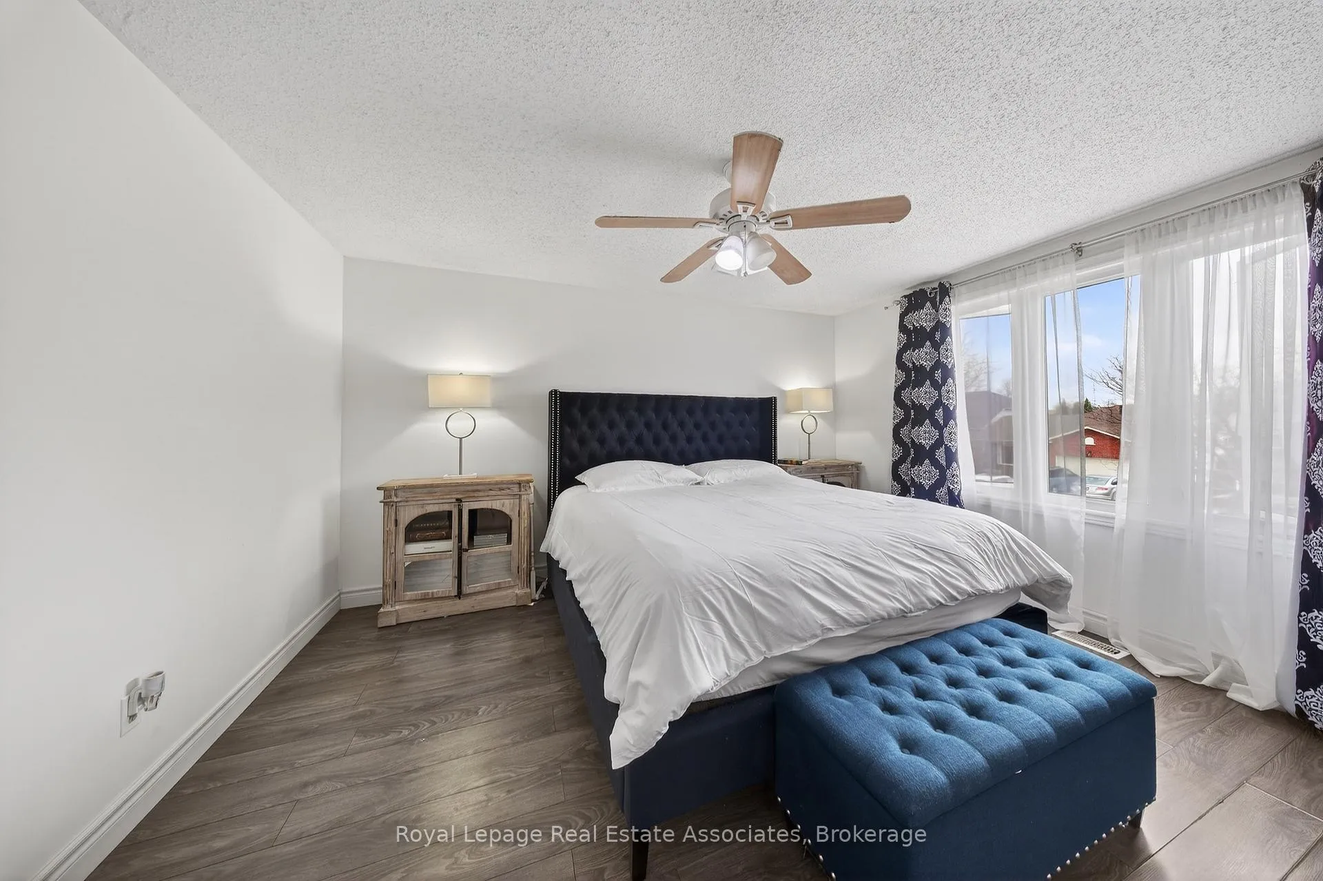 Photo 23 of 67 Beechnut Crescent, Clarington, Courtice — HOMEH