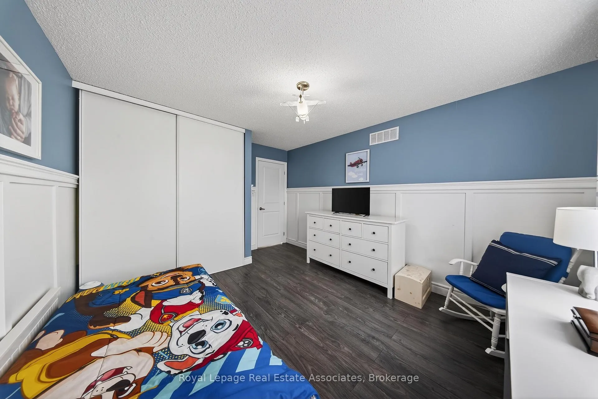 Photo 28 of 67 Beechnut Crescent, Clarington, Courtice — HOMEH