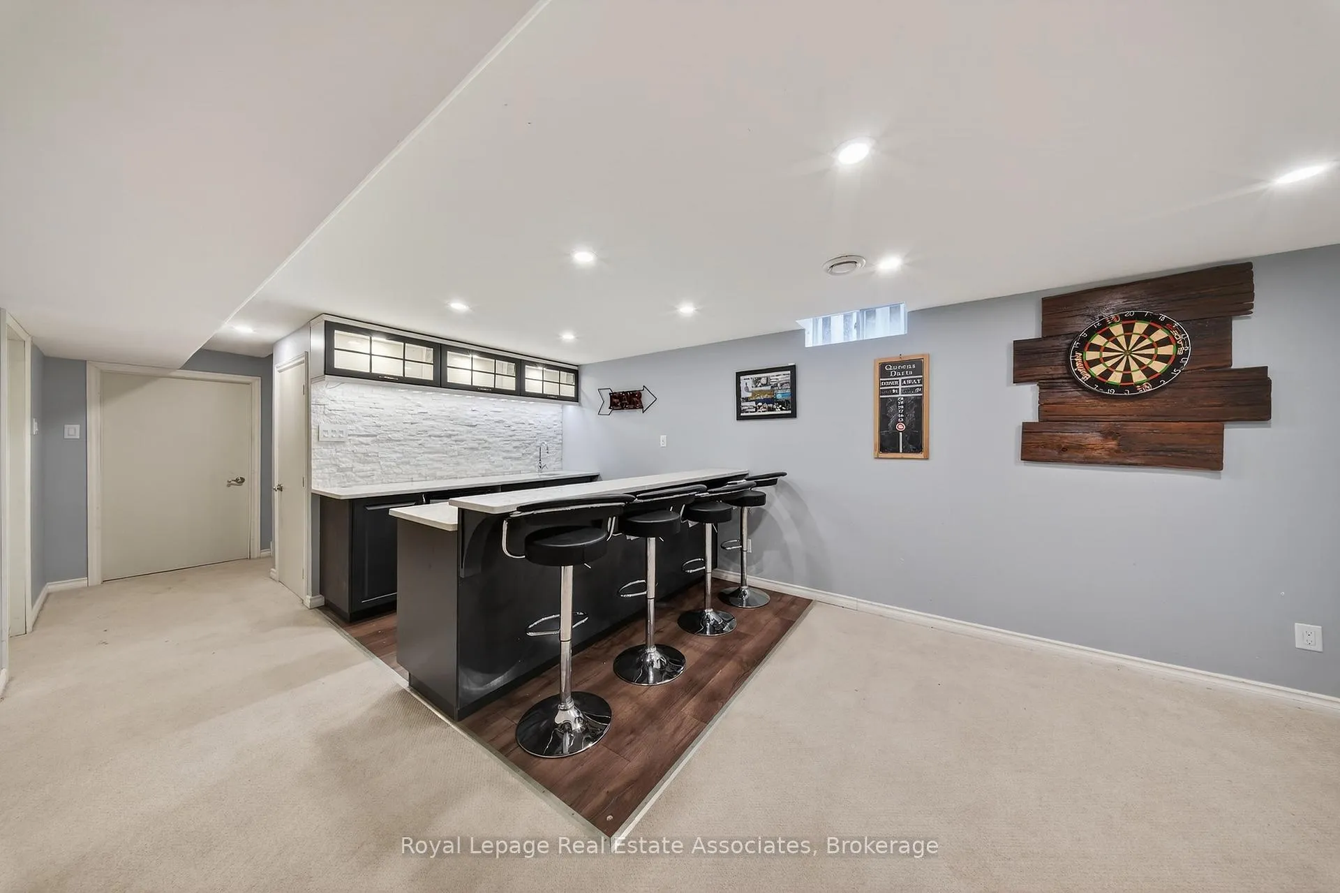 Photo 39 of 67 Beechnut Crescent, Clarington, Courtice — HOMEH