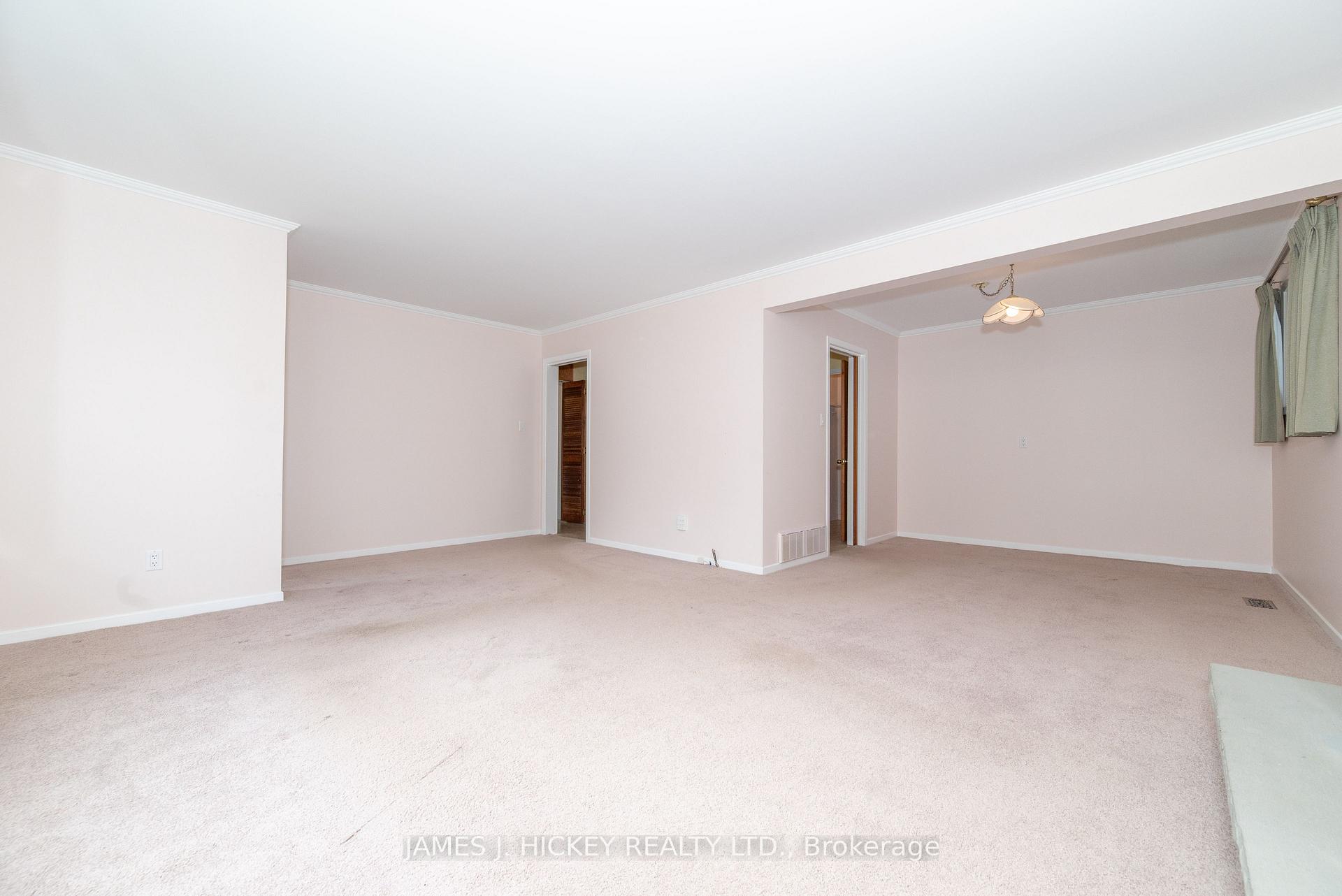 Photo 8 of 19 Wolfe Avenue, Deep River — HOMEH
