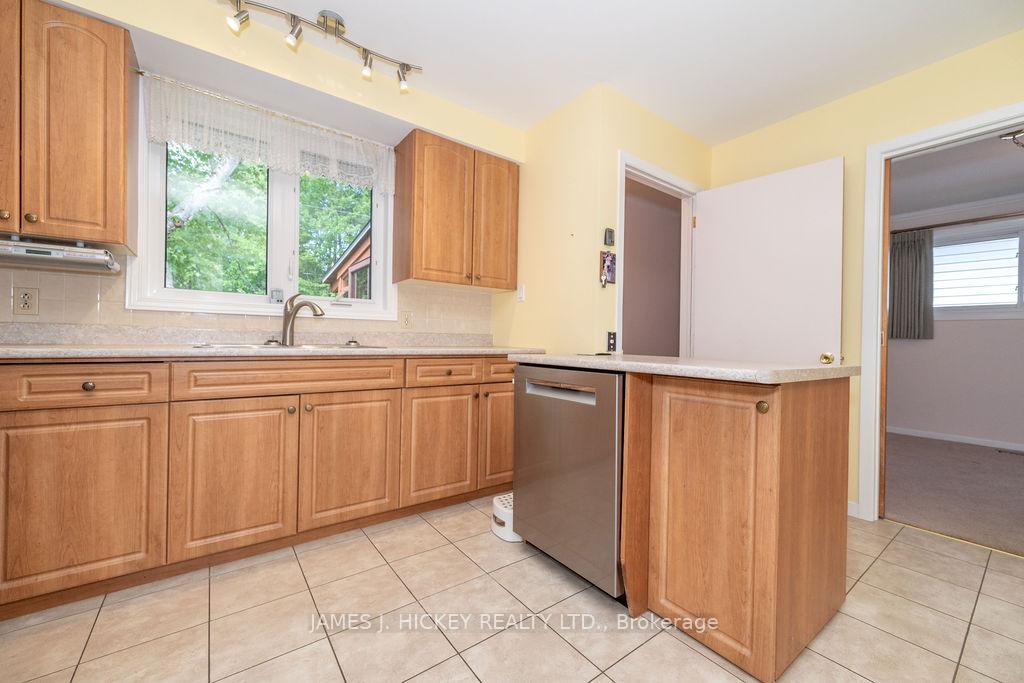 Photo 10 of 19 Wolfe Avenue, Deep River — HOMEH