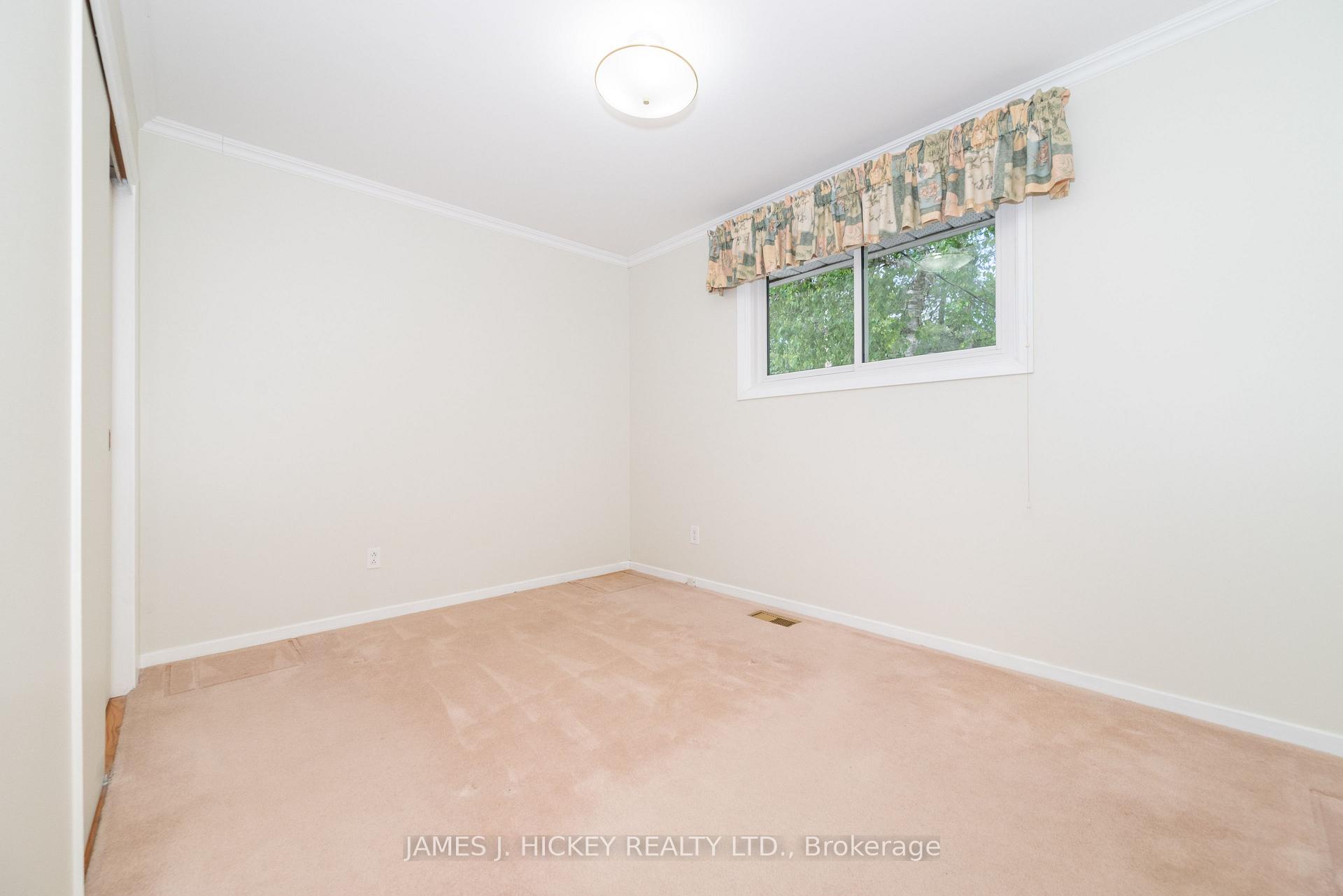 Photo 15 of 19 Wolfe Avenue, Deep River — HOMEH