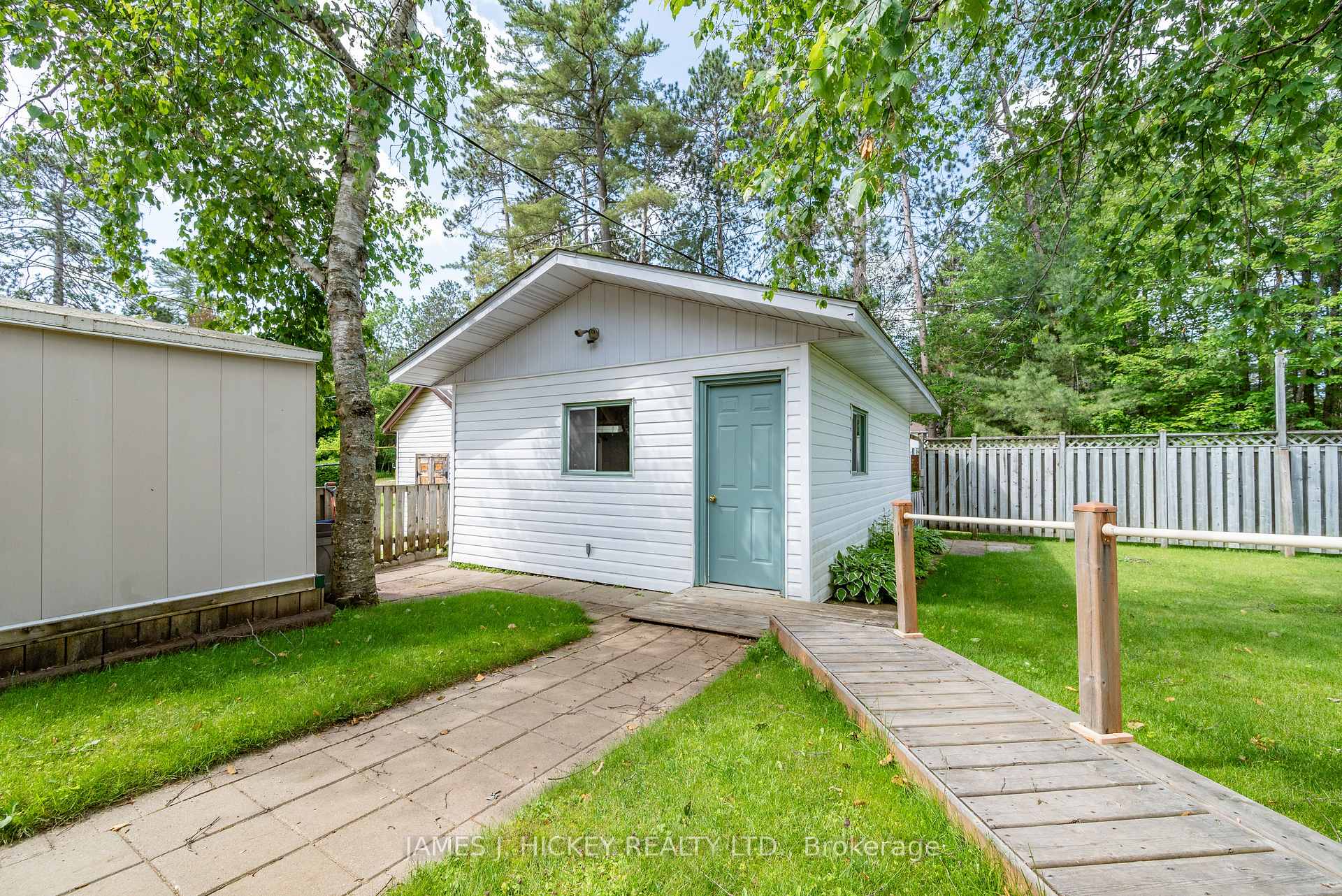 Photo 31 of 19 Wolfe Avenue, Deep River — HOMEH