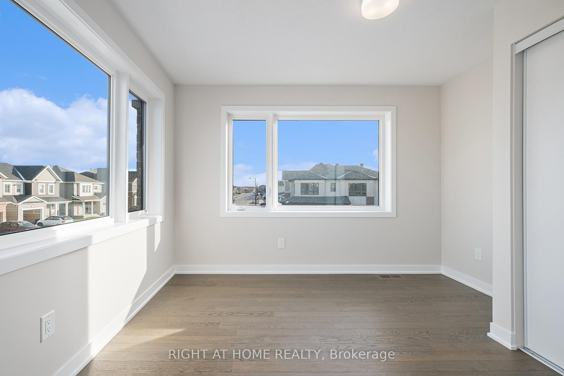 Photo 15 of 600 Cygnus Street, Ottawa, Barrhaven - Half Moon Bay — HOMEH