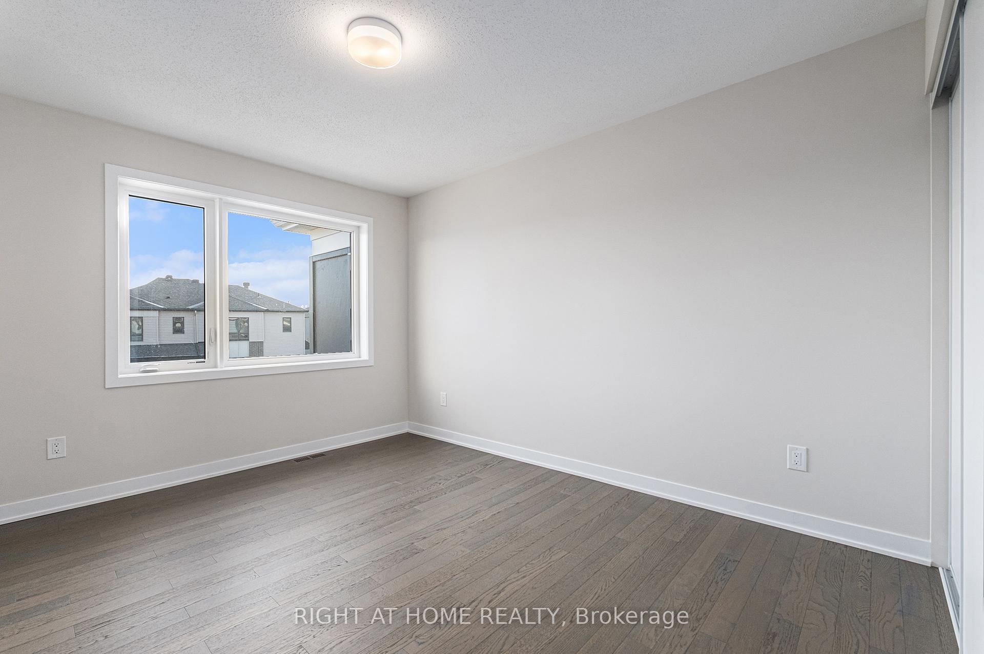 Photo 18 of 600 Cygnus Street, Ottawa, Barrhaven - Half Moon Bay — HOMEH