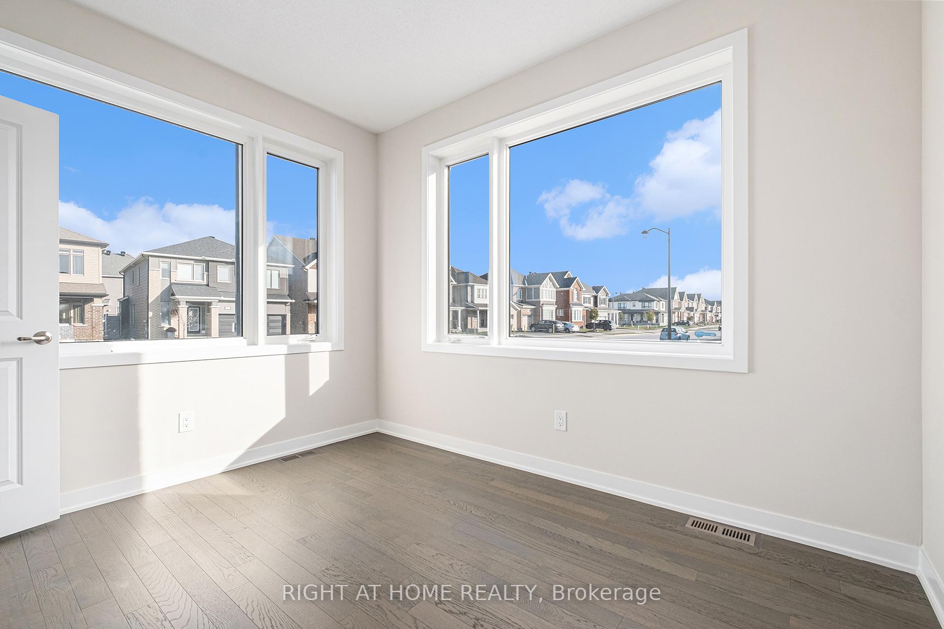 Photo 23 of 600 Cygnus Street, Ottawa, Barrhaven - Half Moon Bay — HOMEH