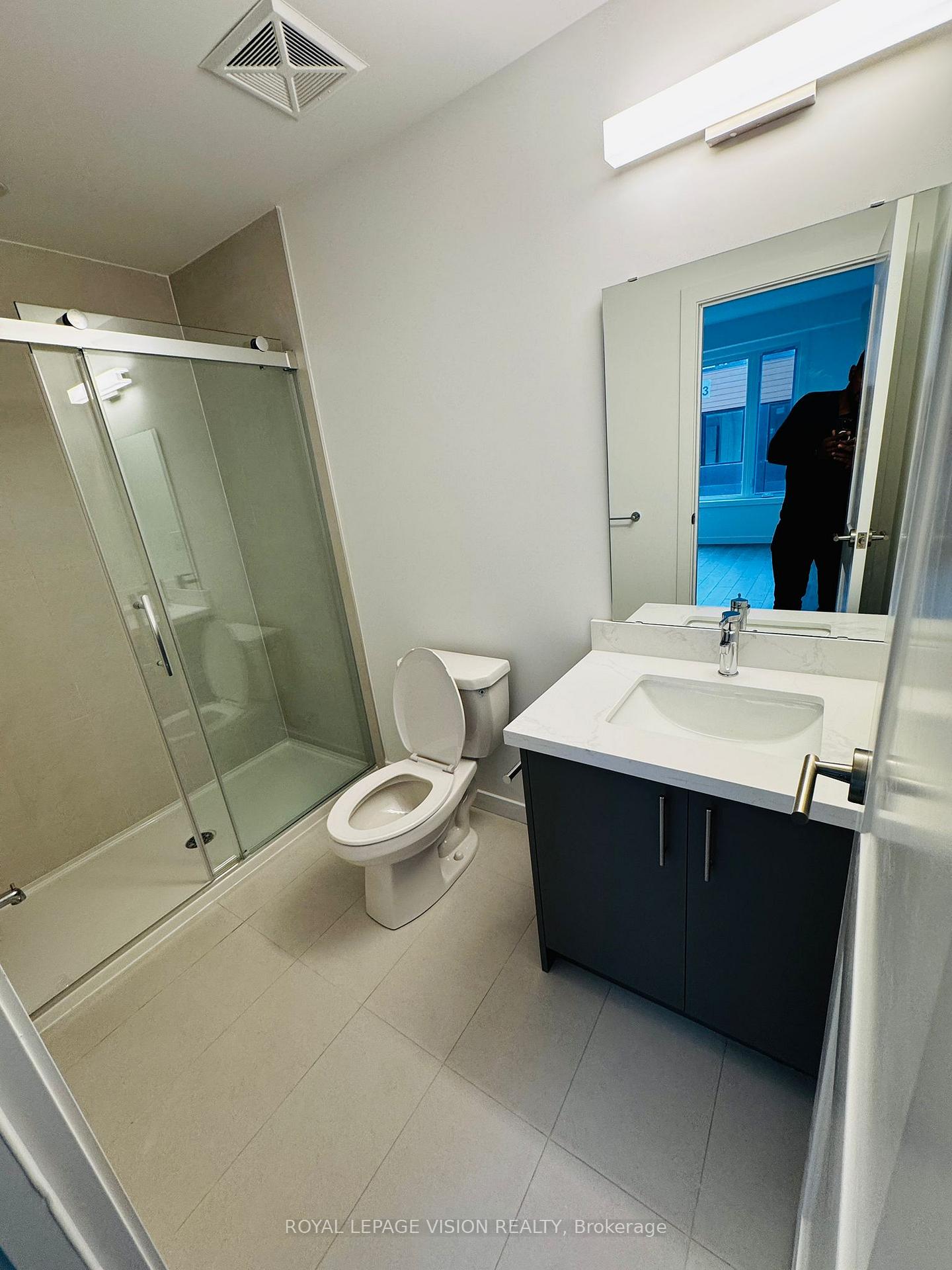 Photo 11 of Unit 3, 113 Marydale Avenue, Markham, Middlefield — HOMEH