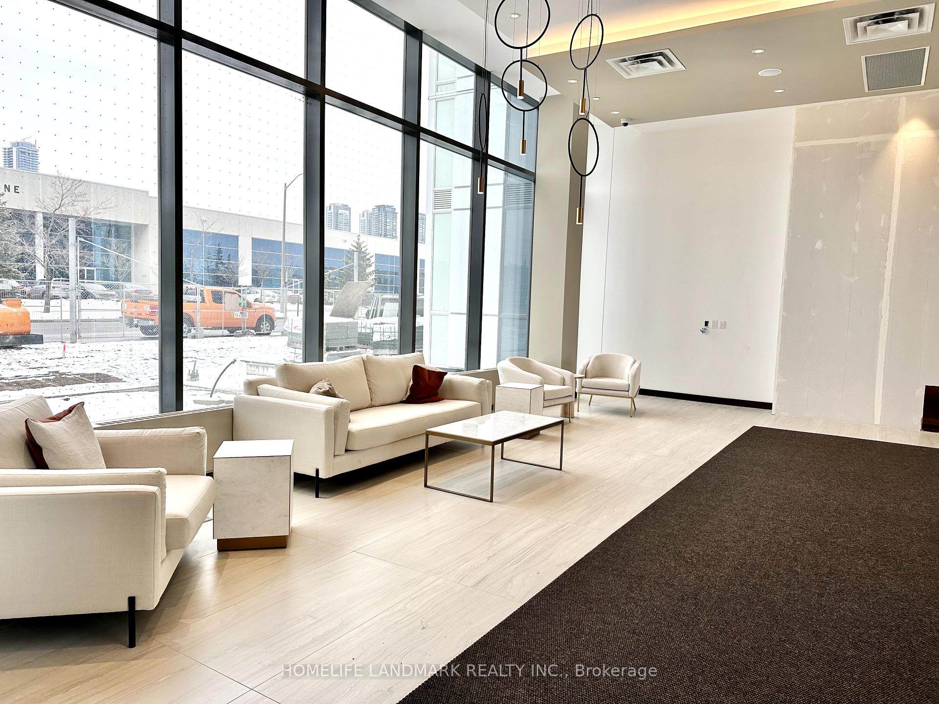 Photo 11 of Unit 1503, 10 Honeycrisp Crescent, Vaughan, Vaughan Corporate Centre — HOMEH