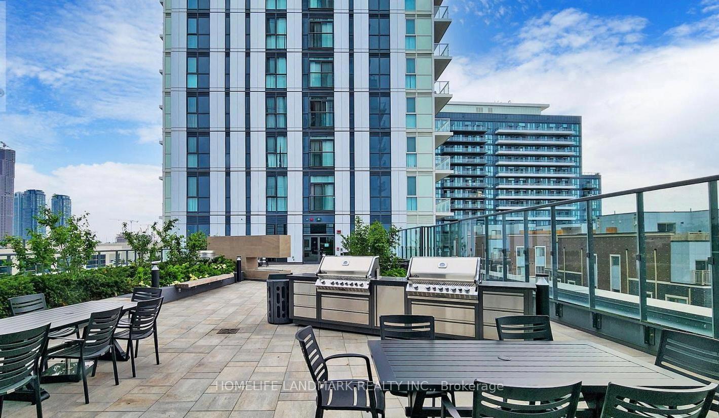 Photo 14 of Unit 1503, 10 Honeycrisp Crescent, Vaughan, Vaughan Corporate Centre — HOMEH