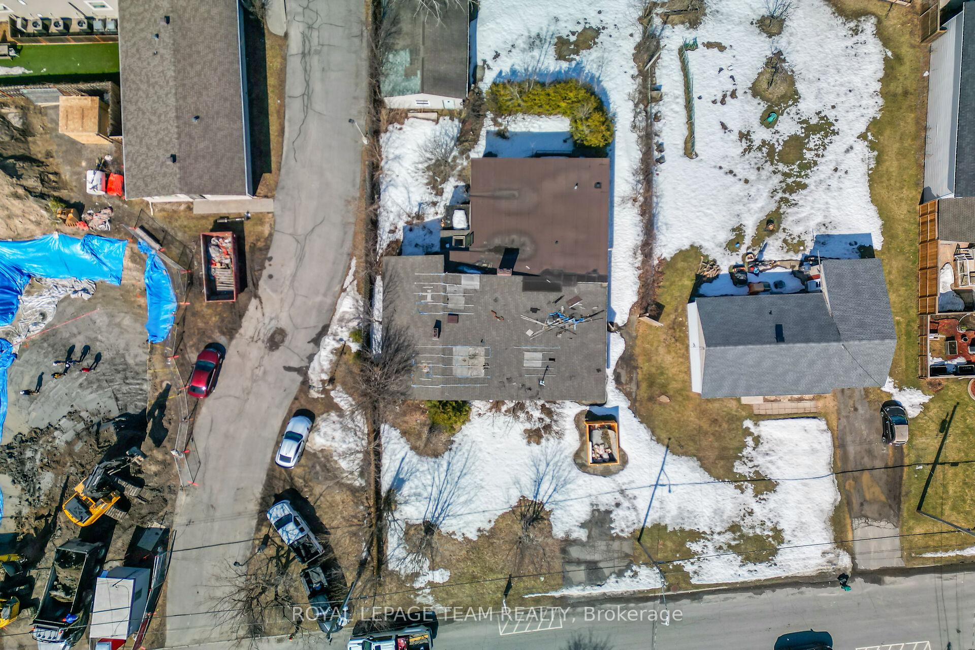 Photo 4 of 1539 Goth Avenue, Ottawa, Sawmill Creek/Timbermill — HOMEH