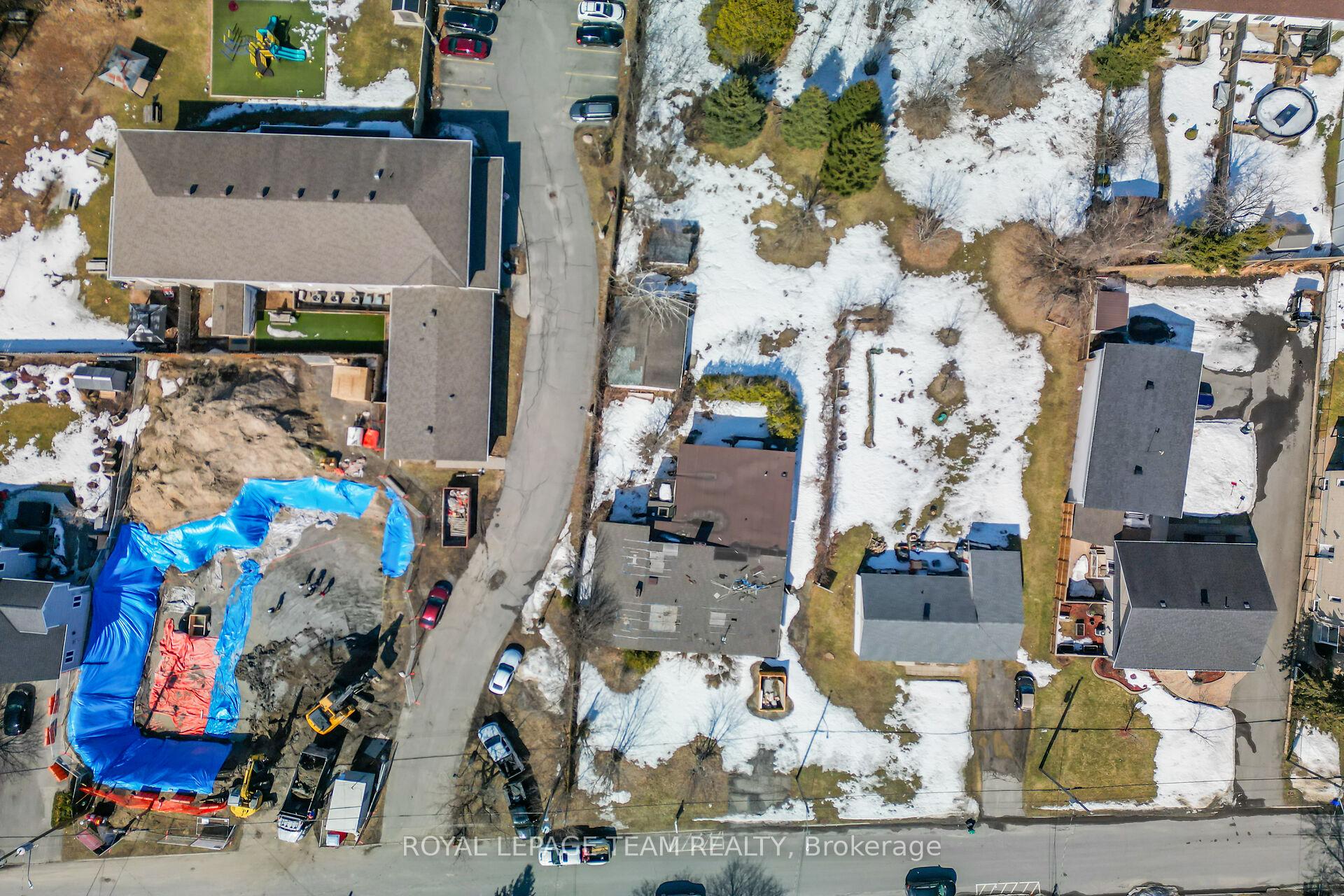 Photo 7 of 1539 Goth Avenue, Ottawa, Sawmill Creek/Timbermill — HOMEH