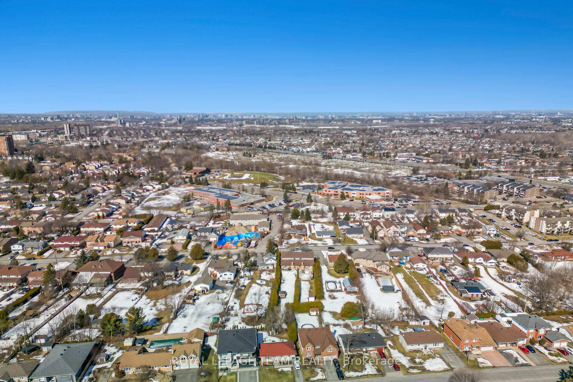 Photo 10 of 1539 Goth Avenue, Ottawa, Sawmill Creek/Timbermill — HOMEH