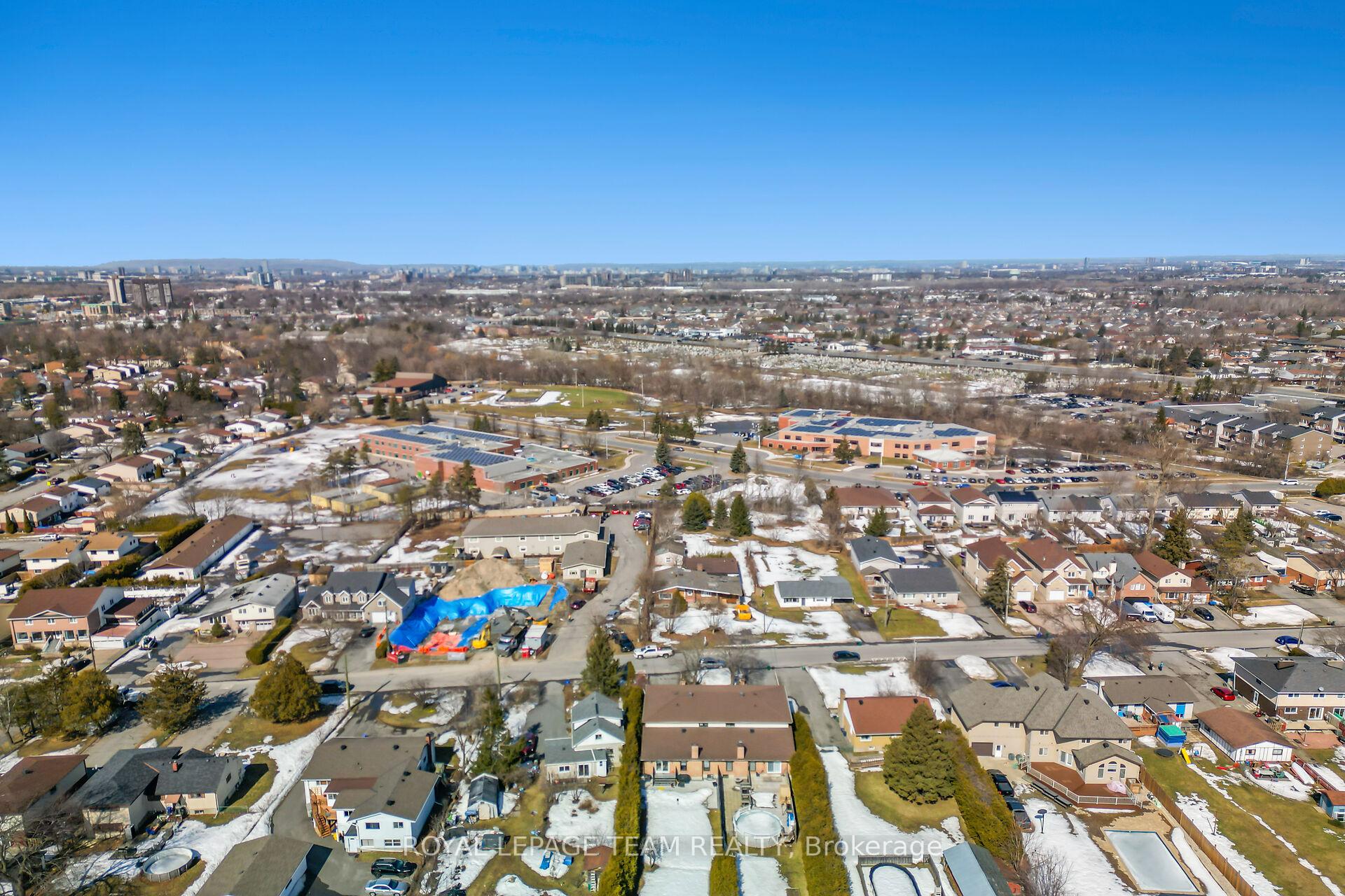 Photo 13 of 1539 Goth Avenue, Ottawa, Sawmill Creek/Timbermill — HOMEH