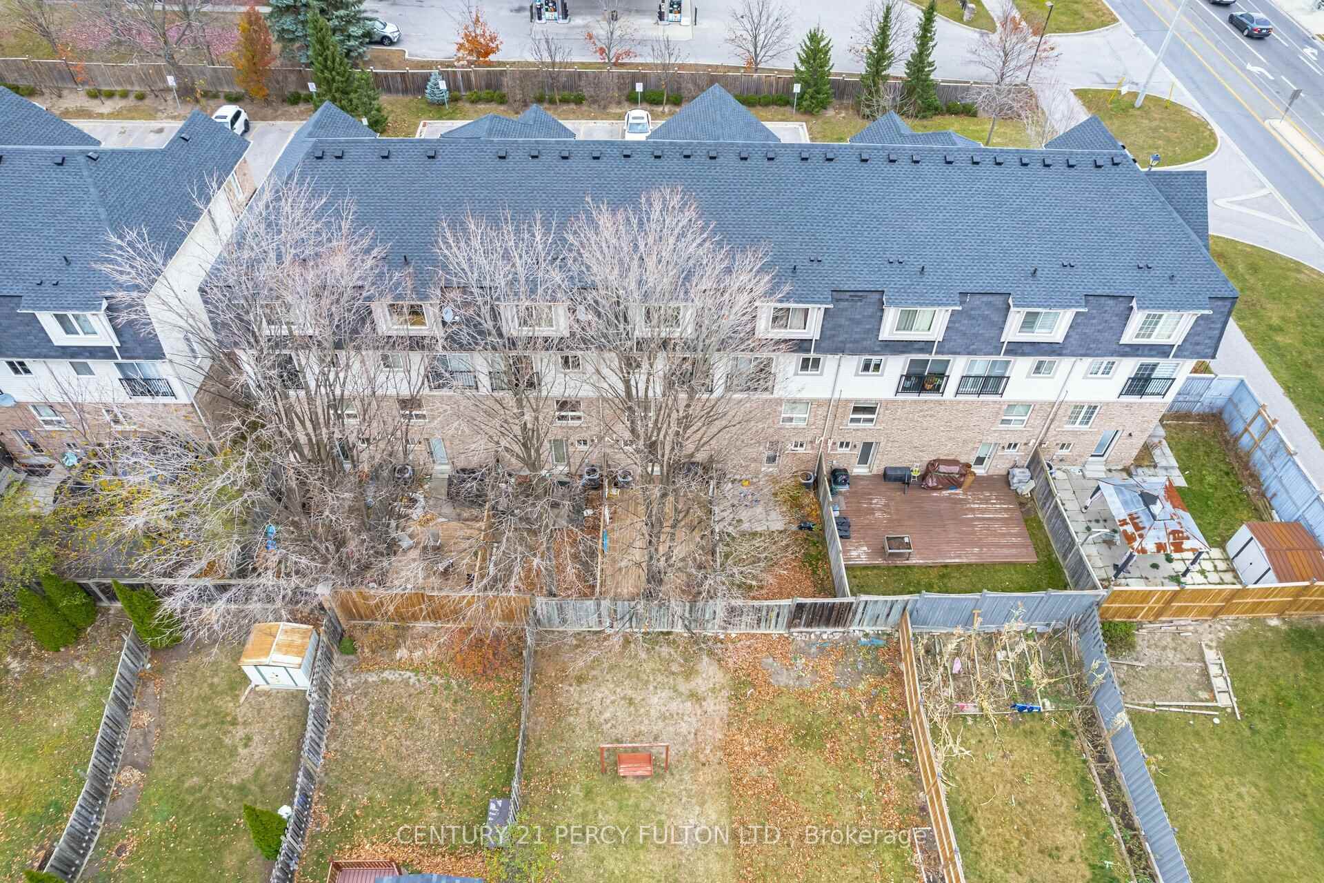 Photo 3 of 10 Oakins Lane, Ajax, Northwest Ajax — HOMEH