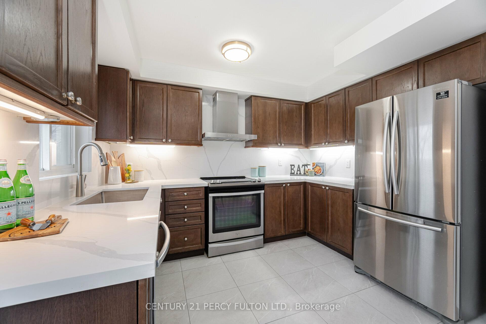 Photo 13 of 10 Oakins Lane, Ajax, Northwest Ajax — HOMEH