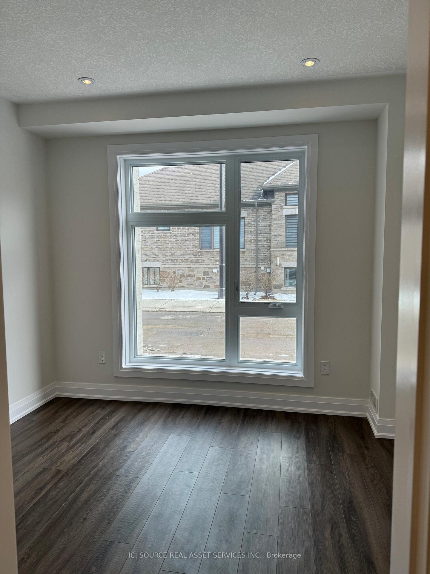 Photo 3 of Unit 45, 271 Grey Silo Road, Waterloo — HOMEH
