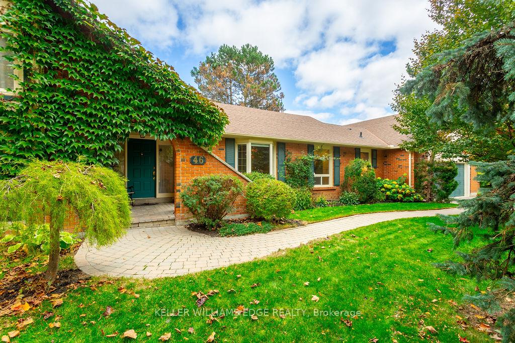 Photo 3 of 46 Wadsworth Circle, Brampton, Snelgrove — HOMEH