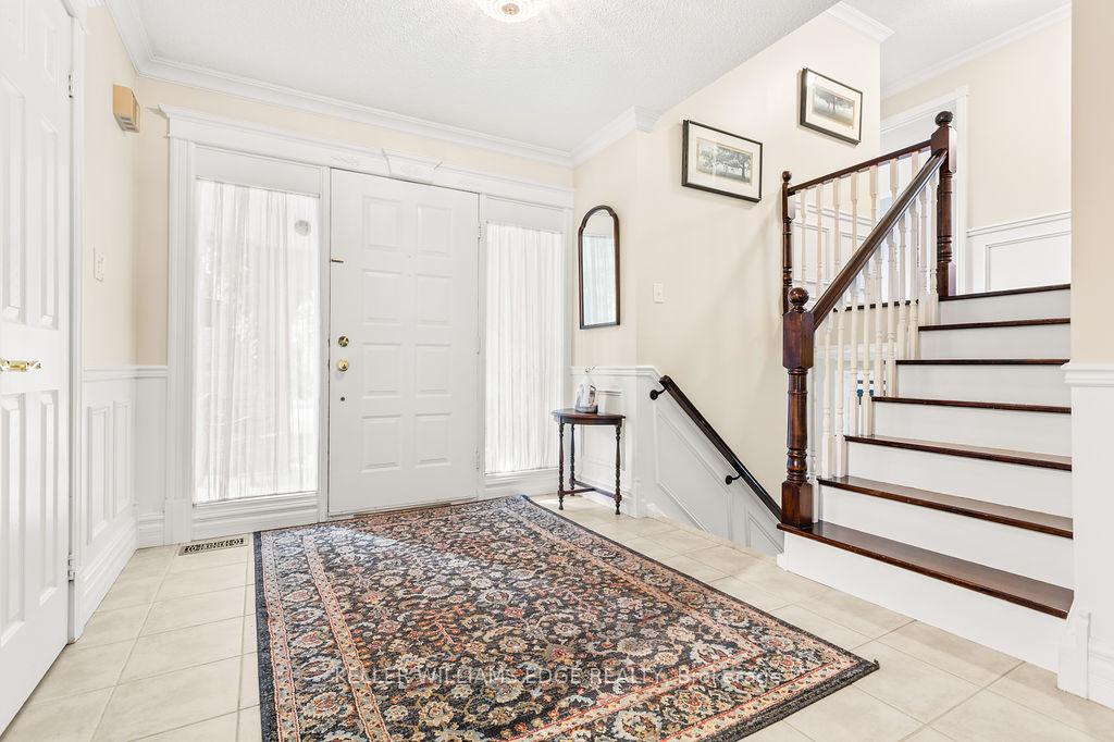 Photo 5 of 46 Wadsworth Circle, Brampton, Snelgrove — HOMEH