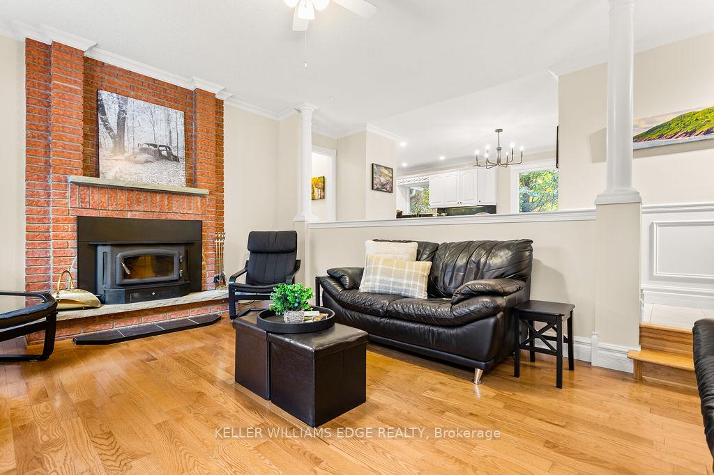 Photo 10 of 46 Wadsworth Circle, Brampton, Snelgrove — HOMEH