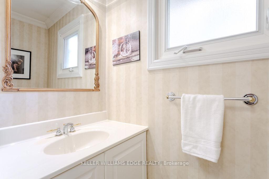 Photo 22 of 46 Wadsworth Circle, Brampton, Snelgrove — HOMEH