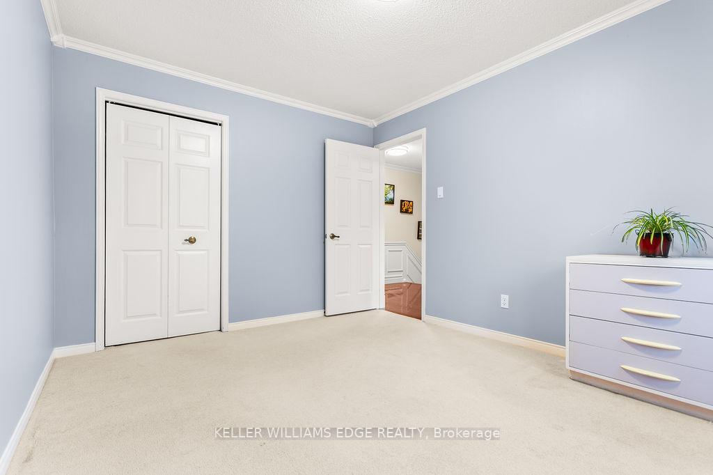 Photo 26 of 46 Wadsworth Circle, Brampton, Snelgrove — HOMEH