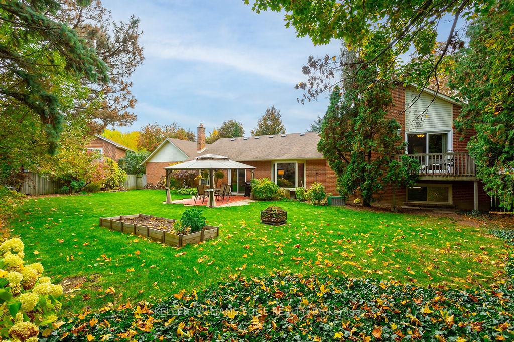 Photo 47 of 46 Wadsworth Circle, Brampton, Snelgrove — HOMEH