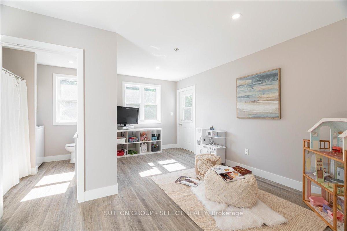 Photo 23 of 29523 Talbot Line, Dutton/Dunwich, Wallacetown — HOMEH