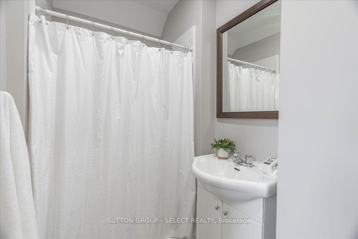 Photo 26 of 29523 Talbot Line, Dutton/Dunwich, Wallacetown — HOMEH