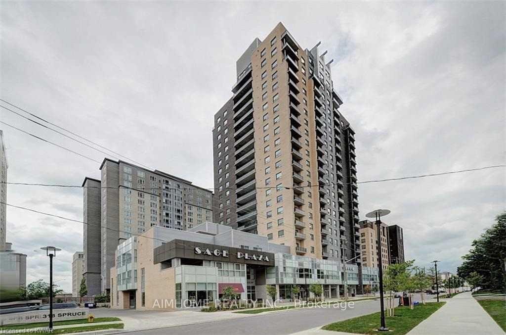 Front of Unit 309, 318 Spruce Street