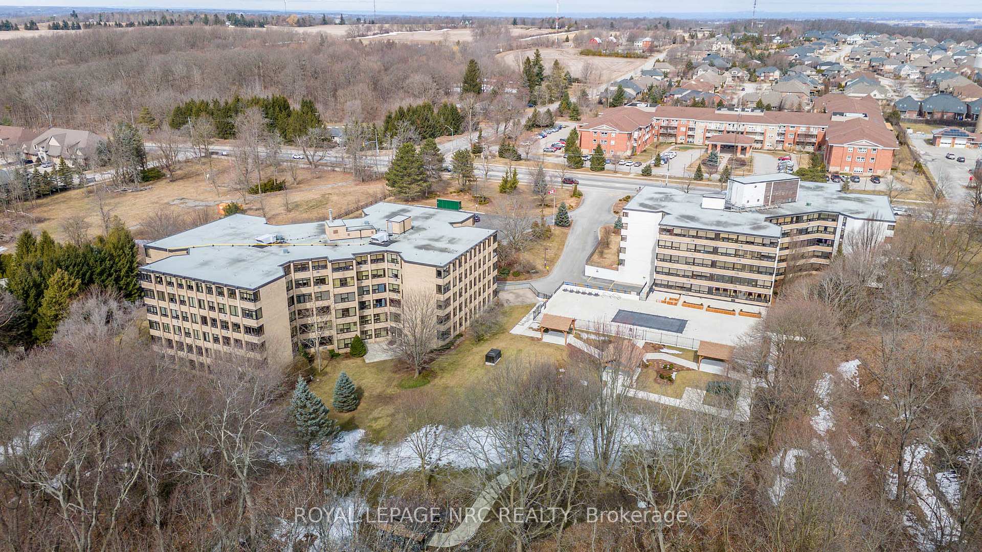 Photo 1 of Unit 404B, 200 Hwy 20 West, Pelham, Fonthill — HOMEH