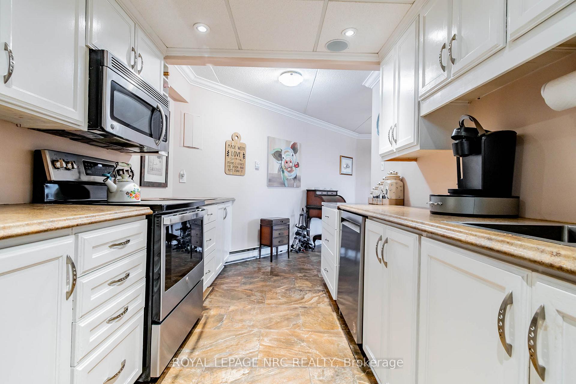 Photo 14 of Unit 404B, 200 Hwy 20 West, Pelham, Fonthill — HOMEH