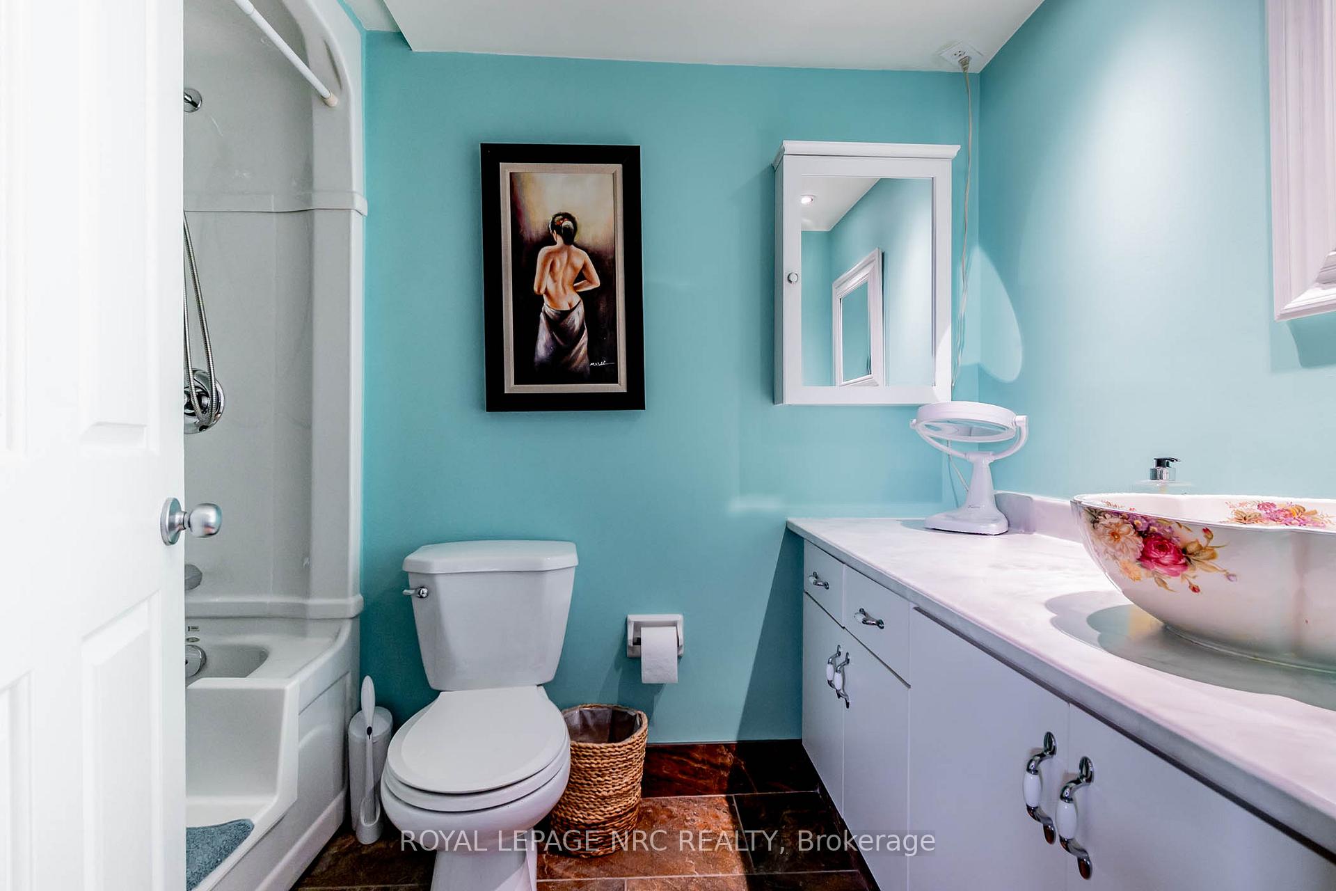 Photo 23 of Unit 404B, 200 Hwy 20 West, Pelham, Fonthill — HOMEH