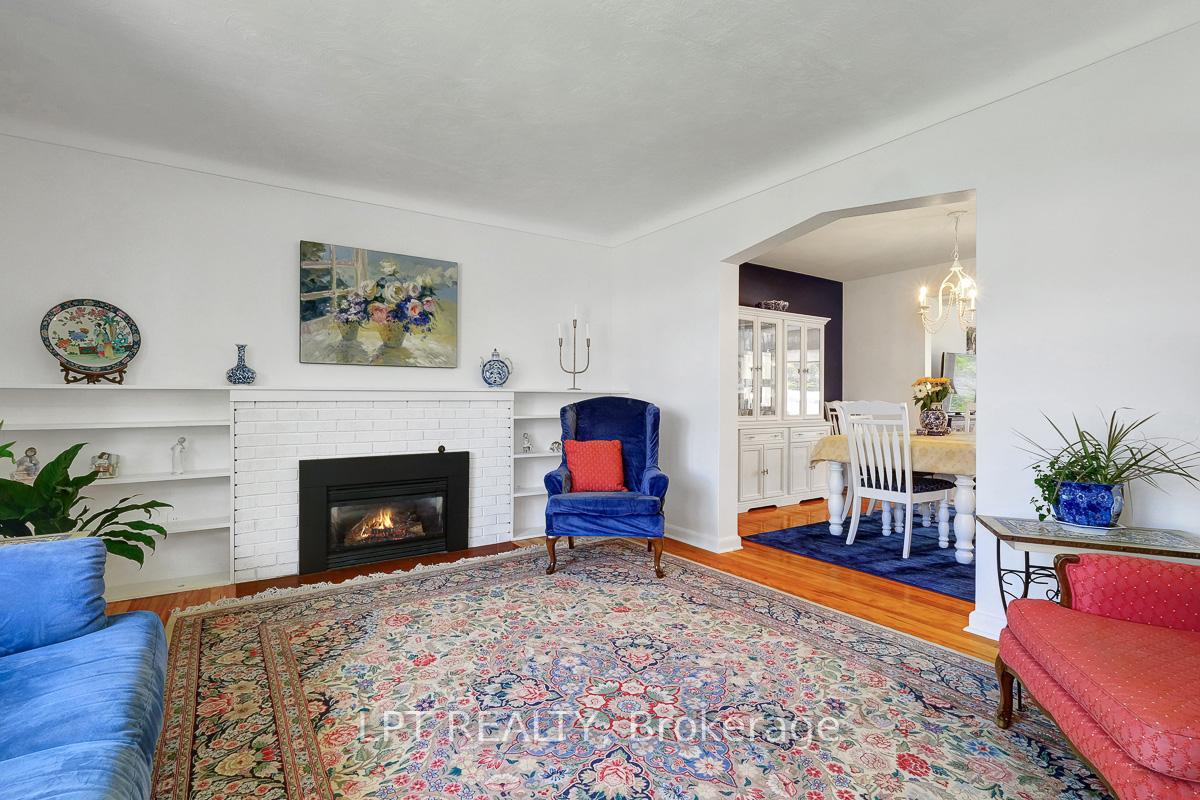 Photo 6 of 814 Quinlan Road, Ottawa, Elmvale Acres — HOMEH