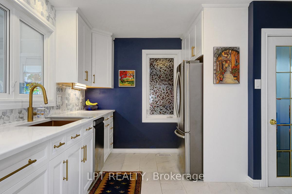 Photo 10 of 814 Quinlan Road, Ottawa, Elmvale Acres — HOMEH