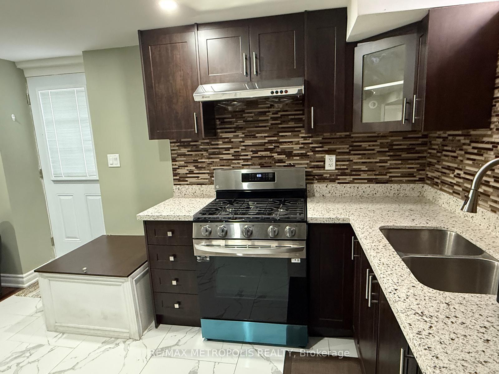 Photo 10 of Unit Bsmt, 1 Hemans Court, Ajax, Central West — HOMEH