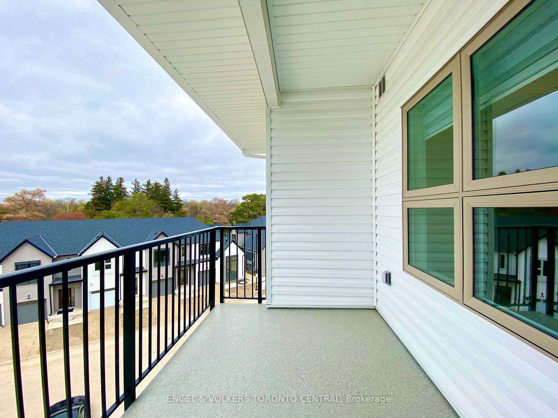 Photo 7 of Unit 401, 110 Fergus Avenue, Kitchener — HOMEH