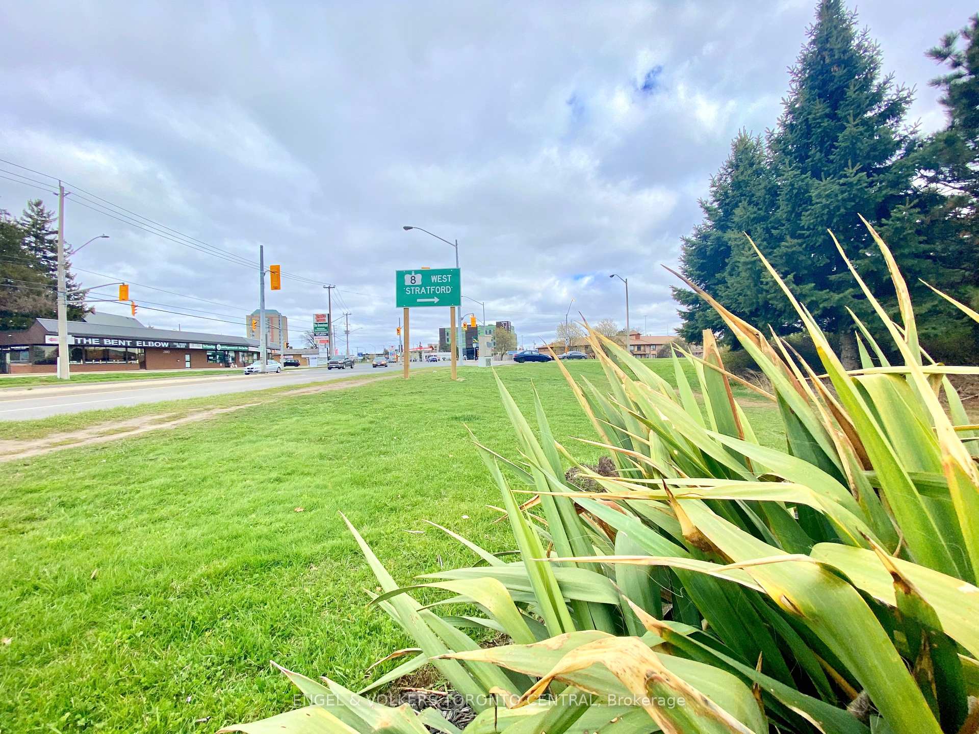 Photo 20 of Unit 401, 110 Fergus Avenue, Kitchener — HOMEH