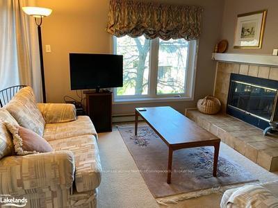Photo 11 of 349 Mariners Way, Collingwood — HOMEH