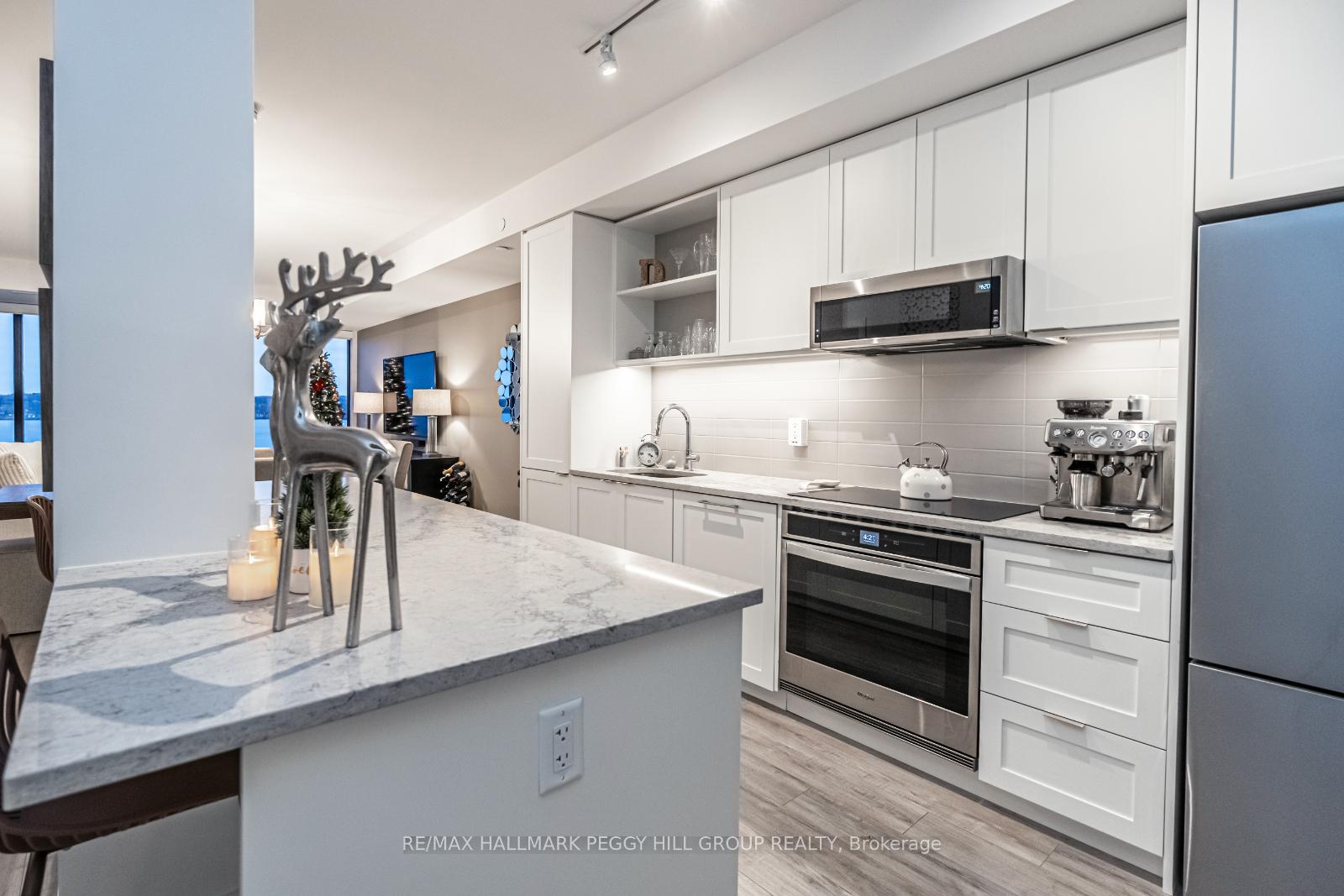 Photo 6 of Unit 607, 185 Dunlop Street E, Barrie, Lakeshore — HOMEH