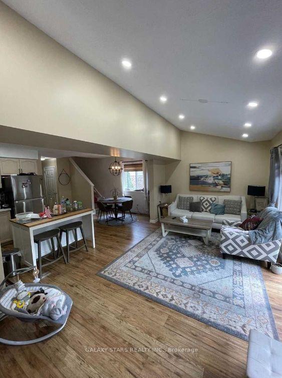 Photo 3 of Unit 4, 6 Westwood Drive, Kitchener, Westmount - Kitchener — HOMEH
