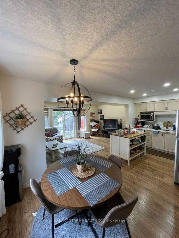 Photo 4 of Unit 4, 6 Westwood Drive, Kitchener, Westmount - Kitchener — HOMEH