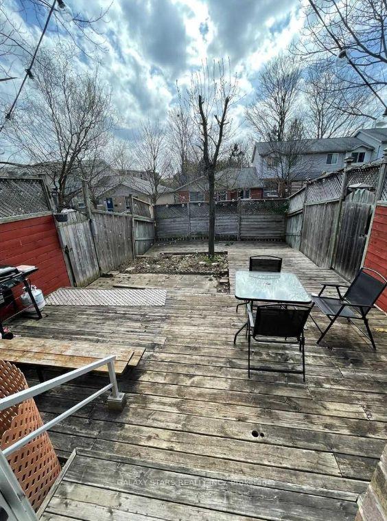 Photo 12 of Unit 4, 6 Westwood Drive, Kitchener, Westmount - Kitchener — HOMEH