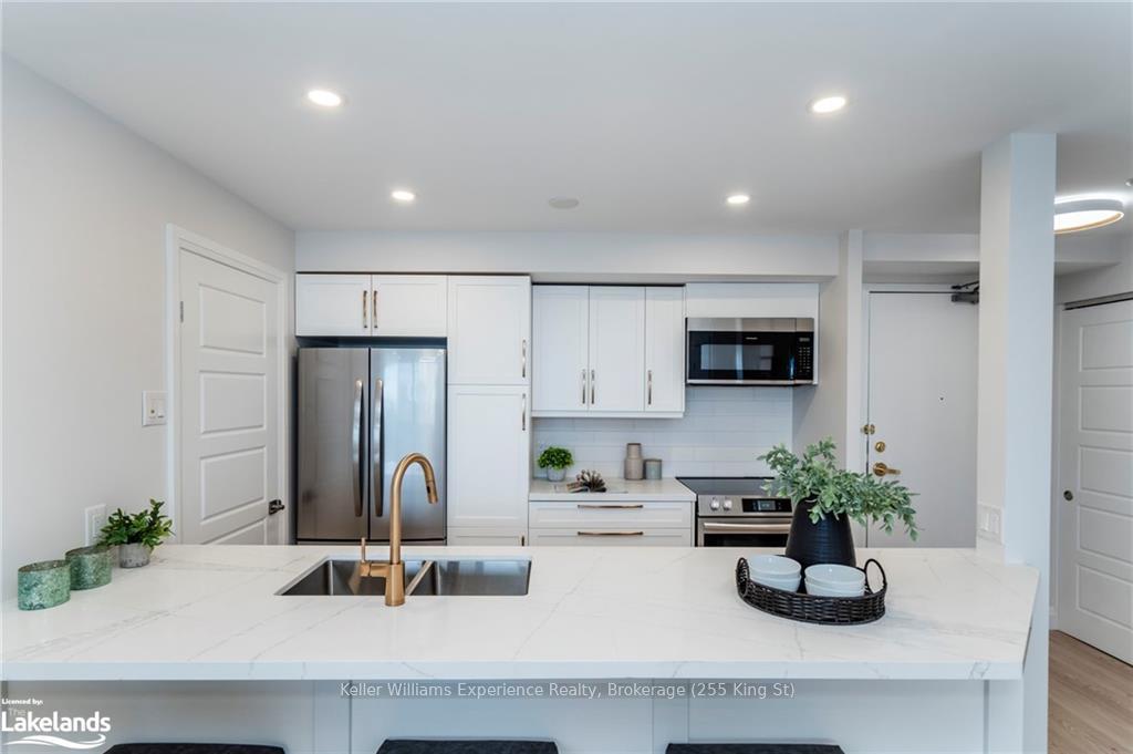 Photo 9 of Unit 608, 75 Ellen Street, Barrie, City Centre — HOMEH