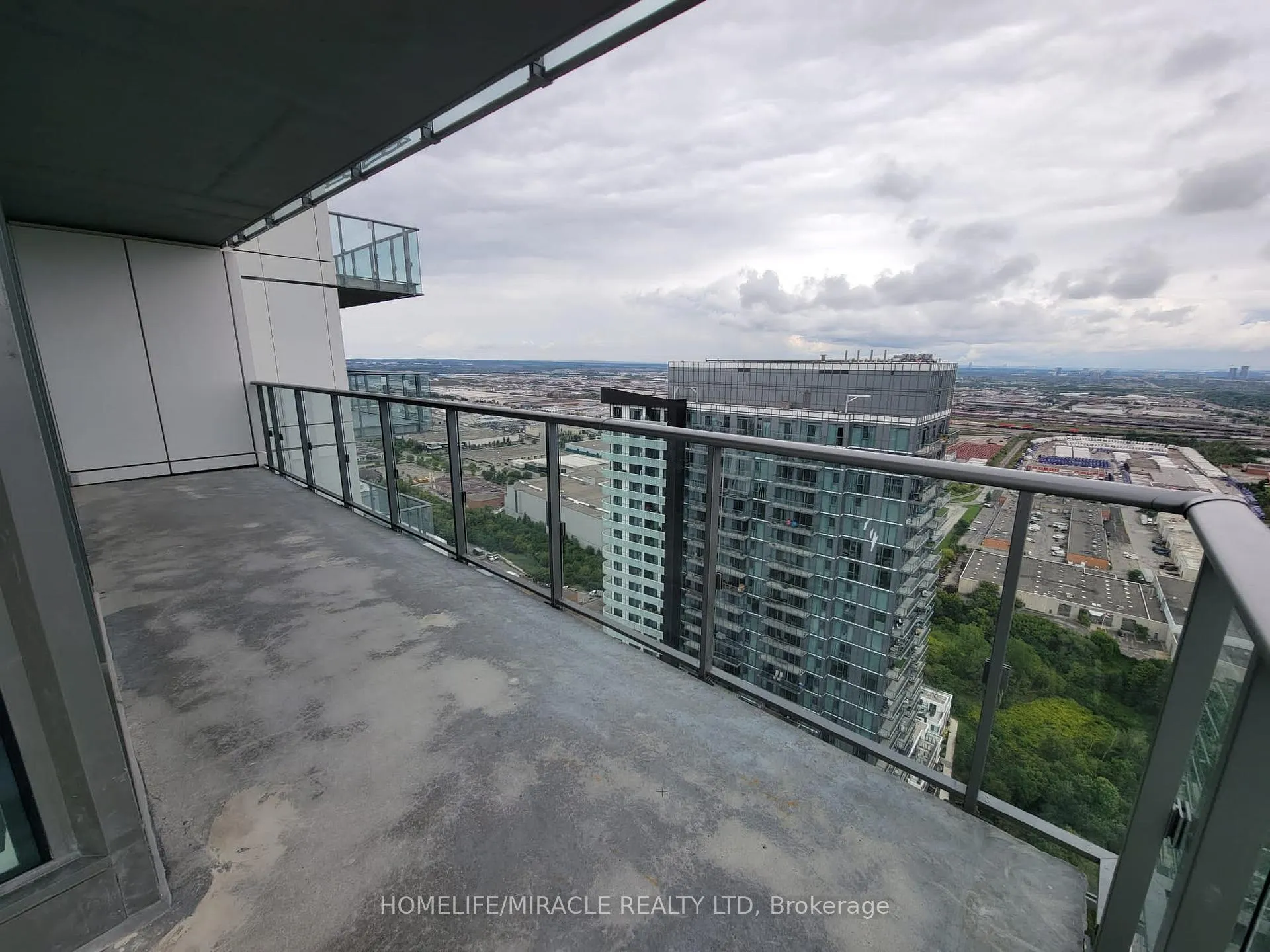 Photo 13 of Unit 4212, 7890 Jane Street, Vaughan, Vaughan Corporate Centre — HOMEH